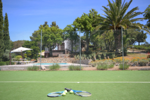 Campo da tennis villa Enrimar